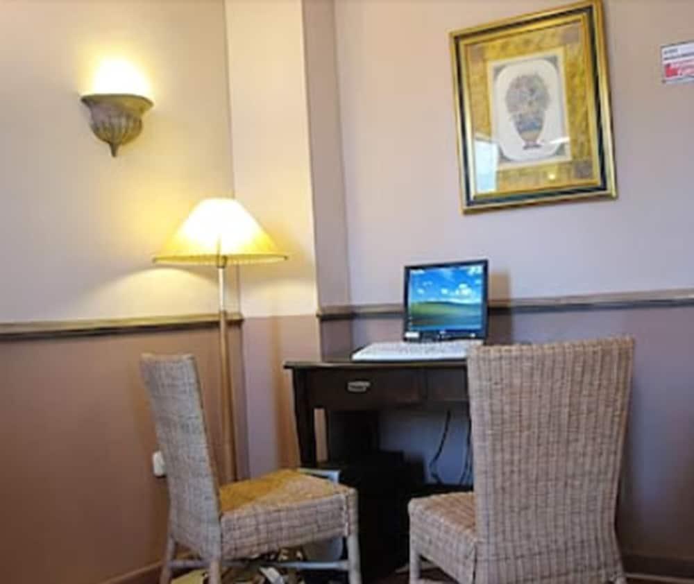 Sercotel Dona Carmela 3* Seville